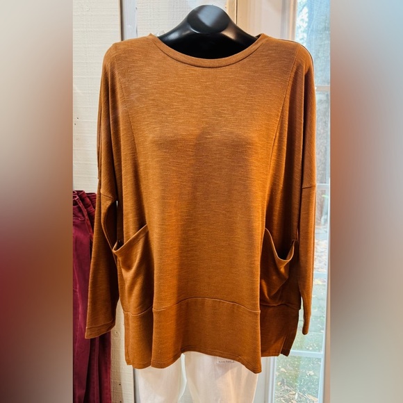 Caramel Dolman Sleeve Top by Andree - Picture 1 of 4